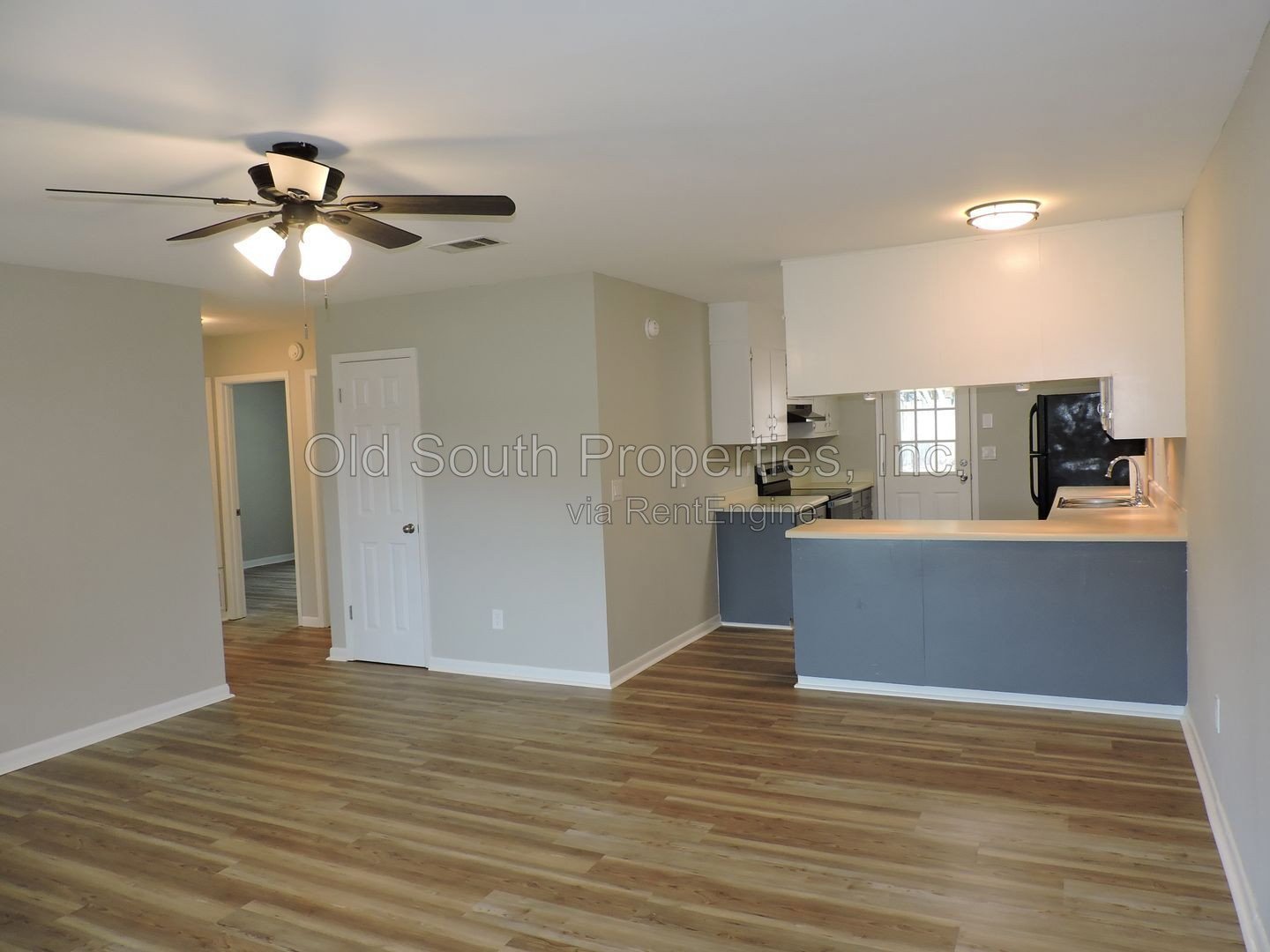Updated 3 bedroom duplex in Gulf Breeze! property image