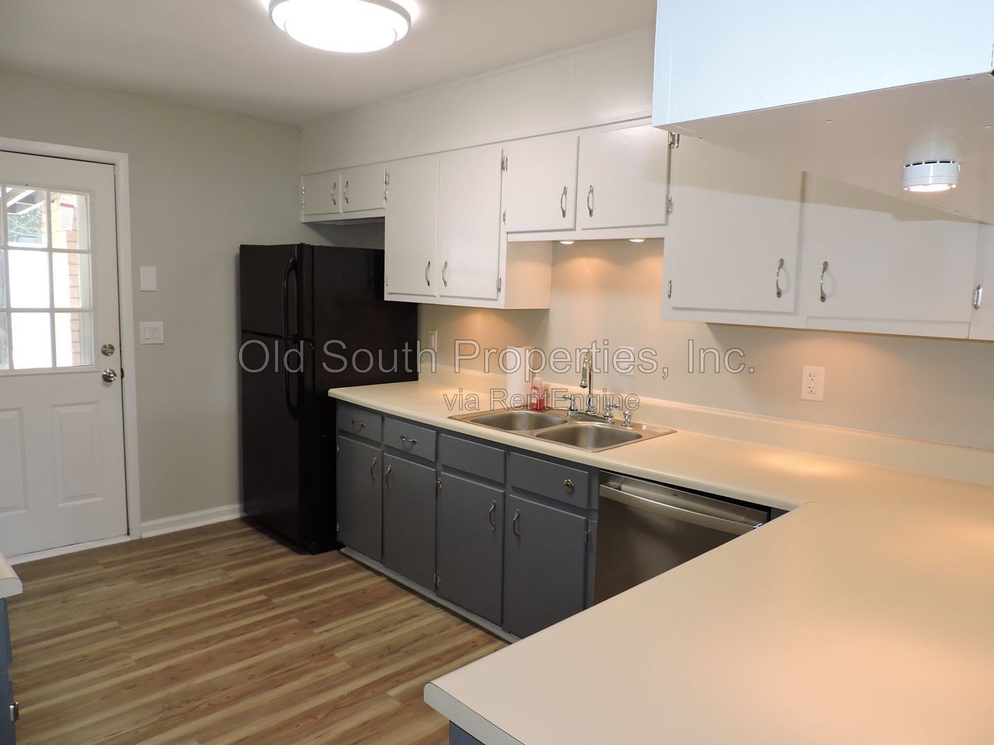 Updated 3 bedroom duplex in Gulf Breeze! property image