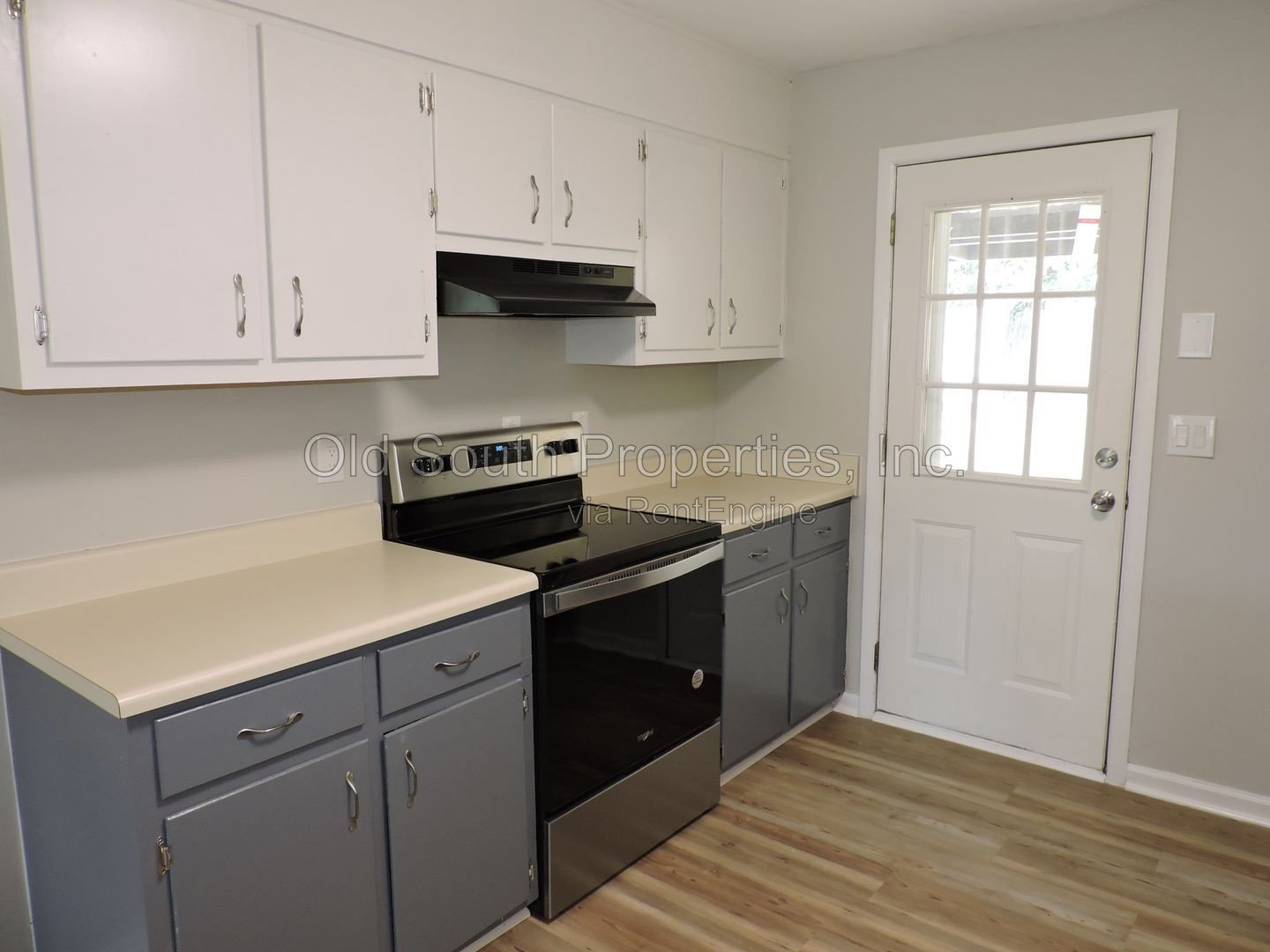 Updated 3 bedroom duplex in Gulf Breeze! property image