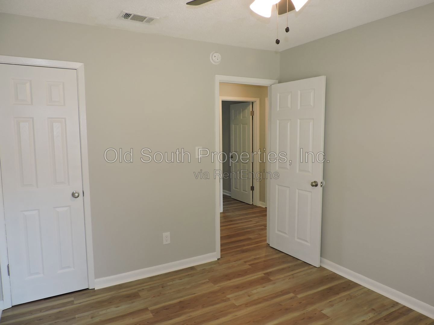 Updated 3 bedroom duplex in Gulf Breeze! property image
