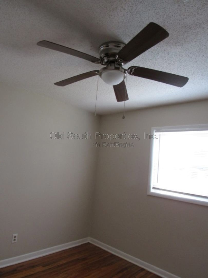 Updated home in Scenic Heights! property image