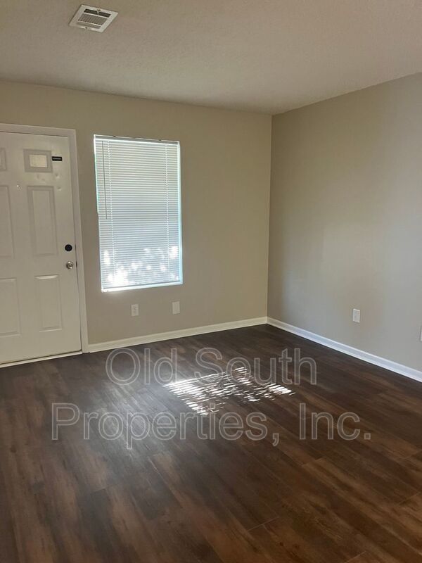 Updated condo in Gulf Breeze! property image