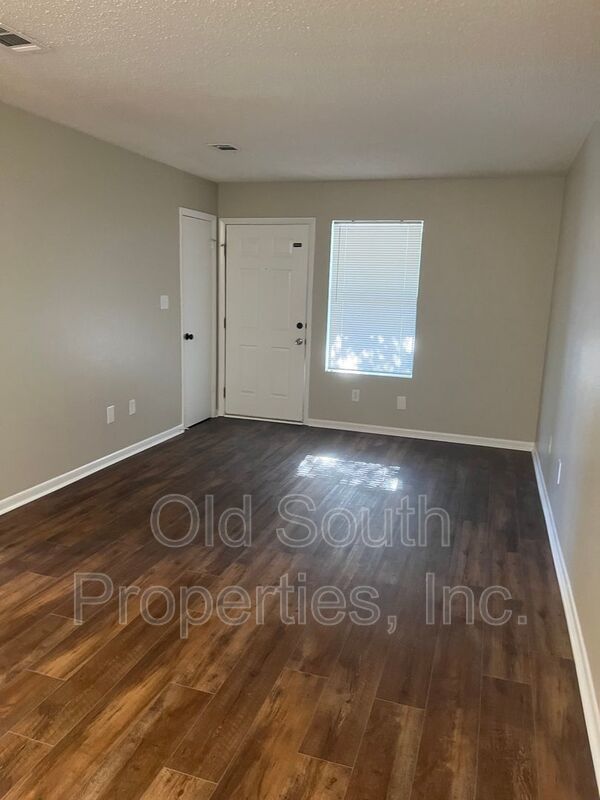 Updated condo in Gulf Breeze! property image