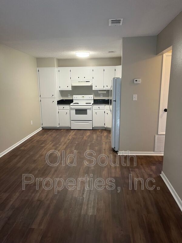 Updated condo in Gulf Breeze! property image