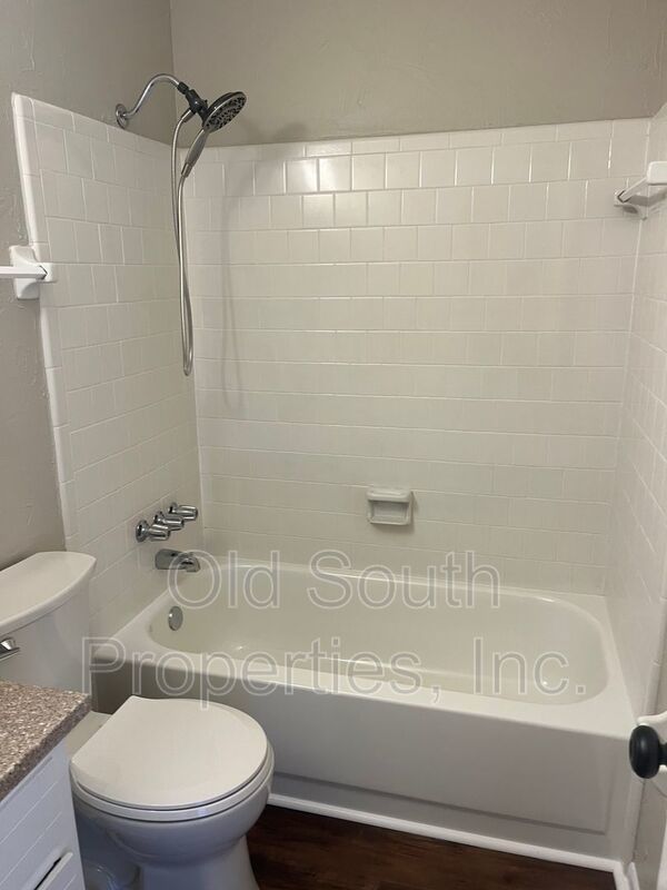 Updated condo in Gulf Breeze! property image