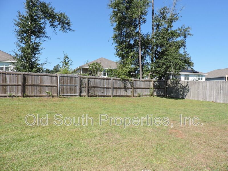 Easy access to Navy Federal complex, shopping & interstate. property image