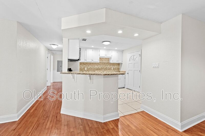 Convenient location! property image