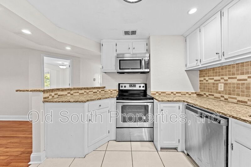 Convenient location! property image