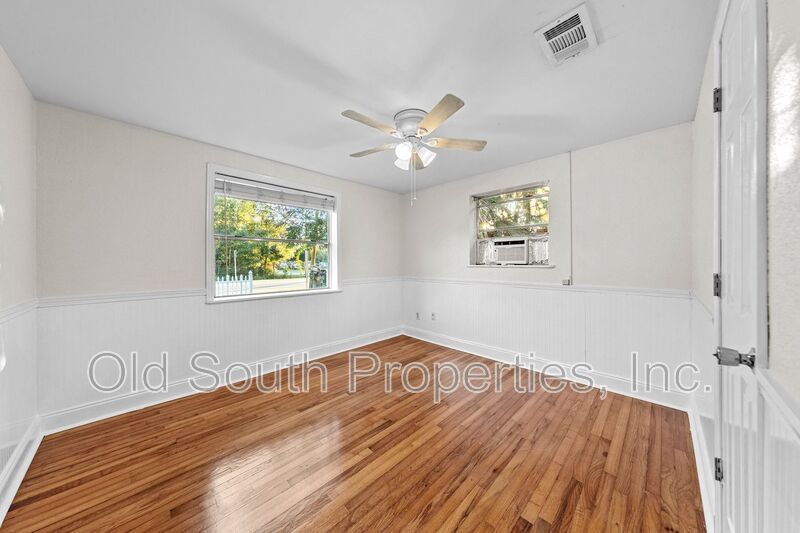 Convenient location! property image