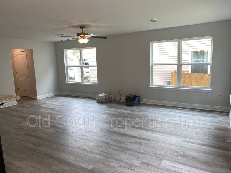 Almost new home! property image