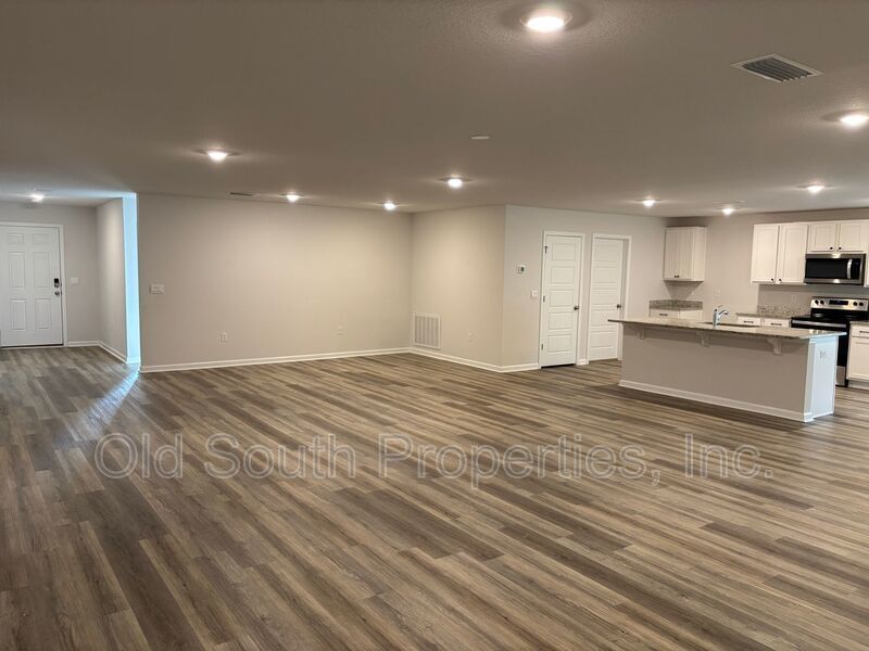 Spacious 5-Bedroom Home in Beulah! property image