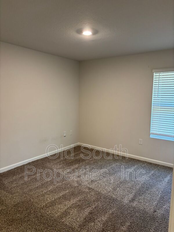 Spacious 5-Bedroom Home in Beulah! property image