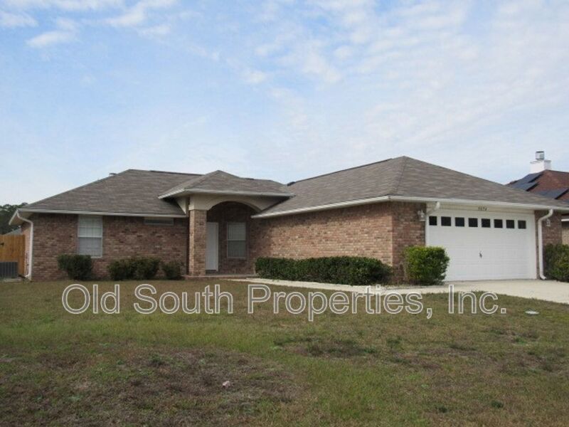 Easy access to Pensacola NAS & Perdido Key! property image