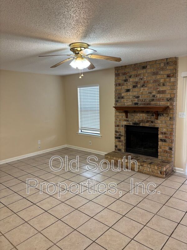 Convenient Northeast location! property image