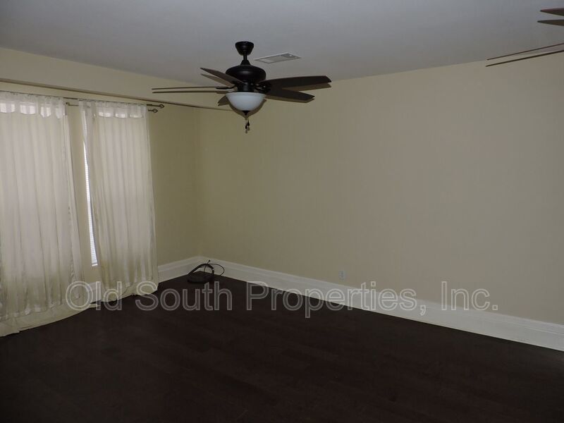 Centrally located! property image