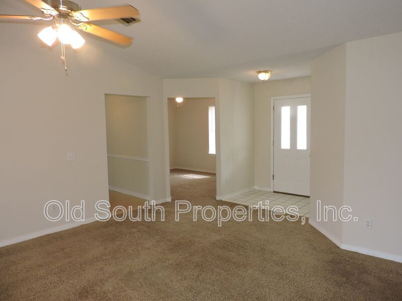 Convenient to NAS & Corry! property image