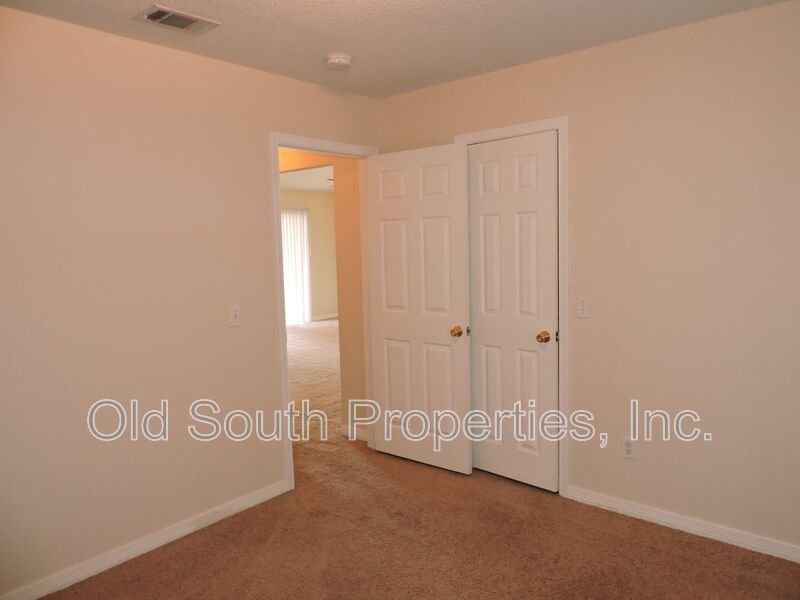 Convenient to NAS & Corry! property image