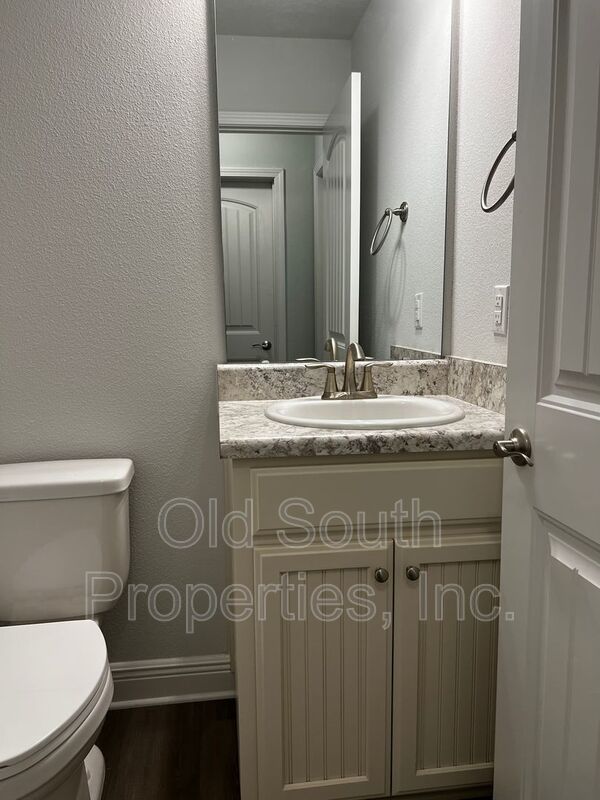 Beautiful home in Pace! property image