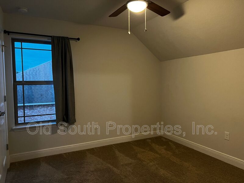 Beautiful home in Pace! property image