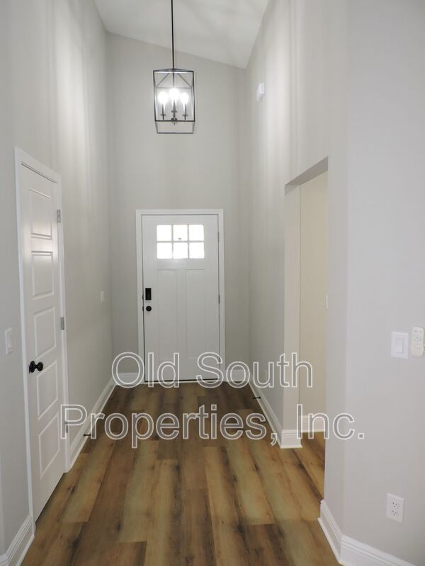 Almost new home! property image