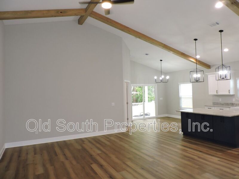 Almost new home! property image