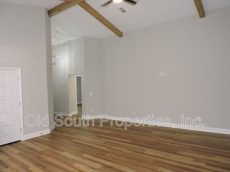 Almost new home! property image