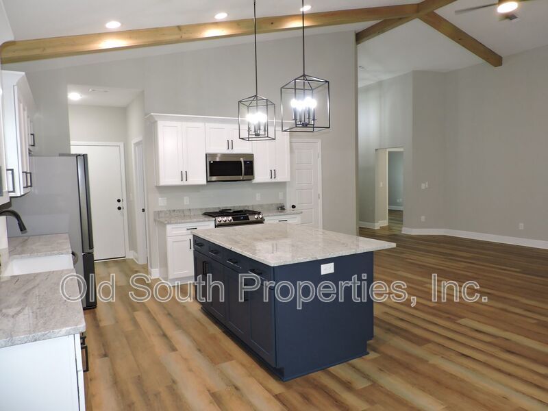 Almost new home! property image