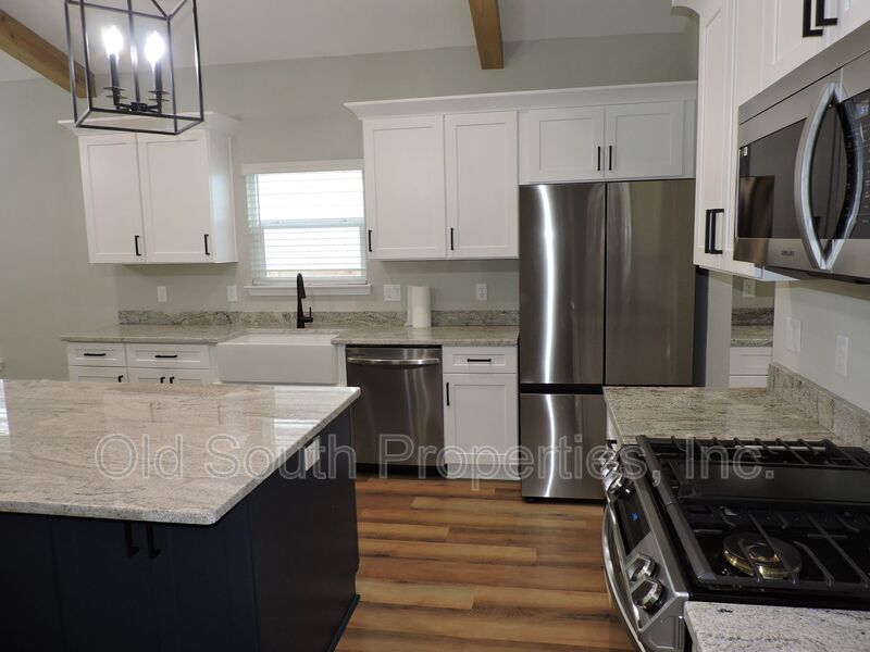 Almost new home! property image