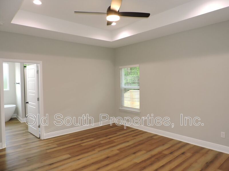 Almost new home! property image