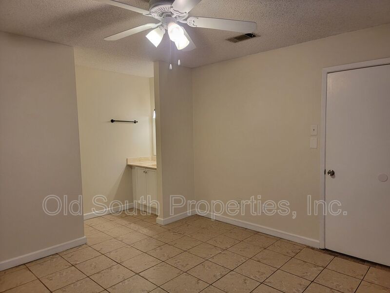 Great location in NE Pensacola! property image