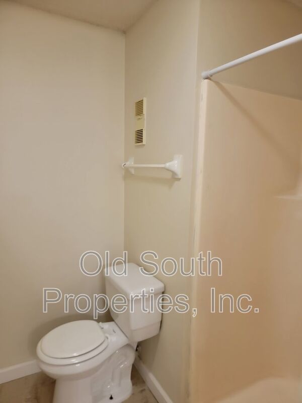 Great location in NE Pensacola! property image