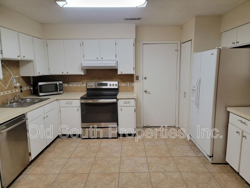 Great location in NE Pensacola! property image