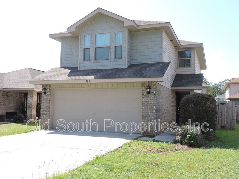 Easy access to bases & shopping! property image