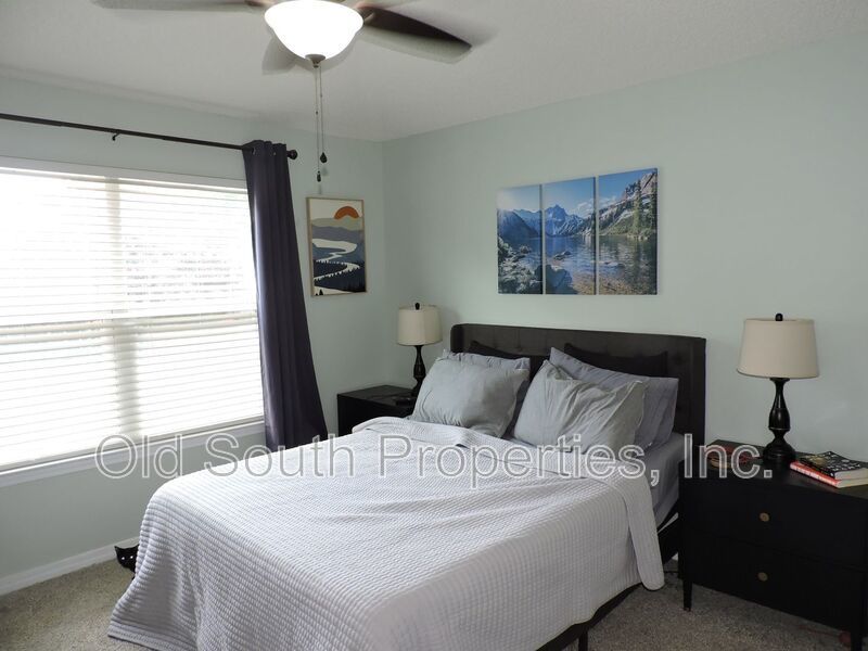 Easy access to bases, I-10 & Navy Federal complex! property image