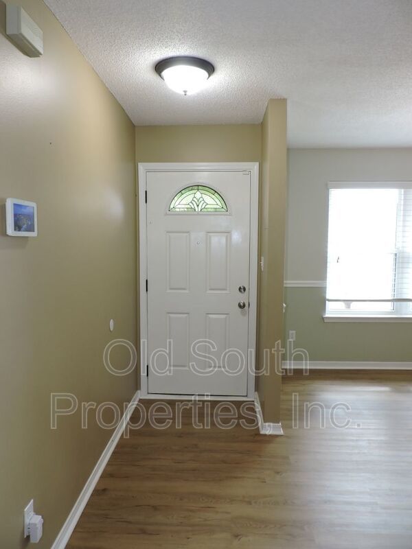 Convenient to NAS & Corry! property image