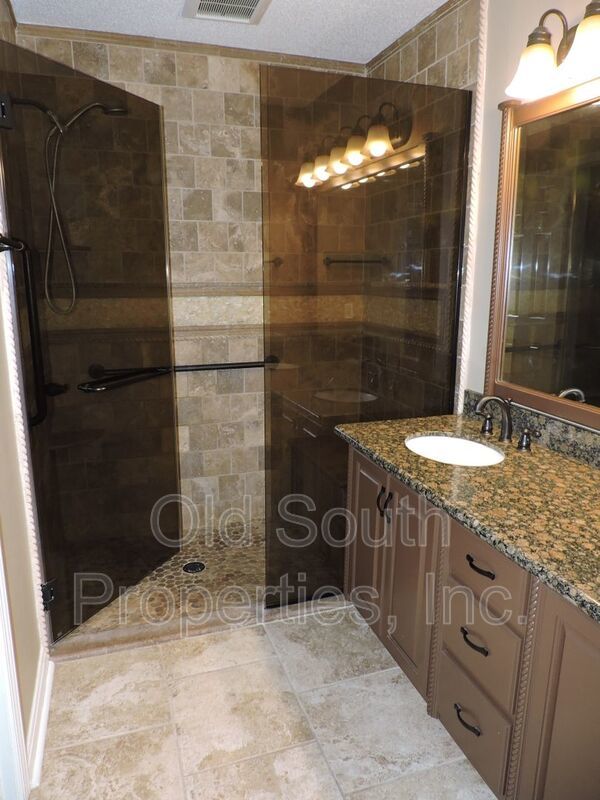 Convenient to NAS & Corry! property image