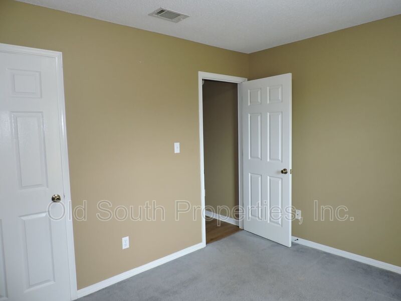Convenient to NAS & Corry! property image