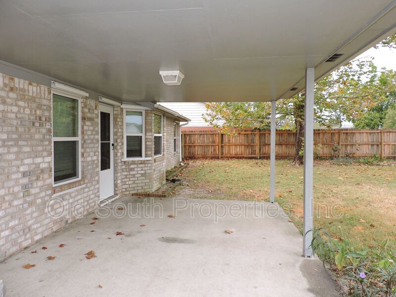 Convenient to NAS & Corry! property image