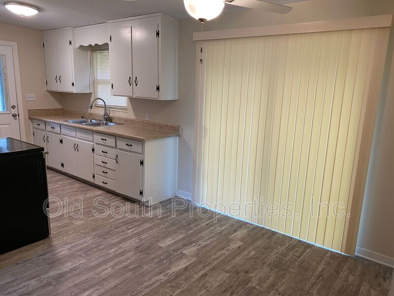 Nice home in Scenic Heights area! property image