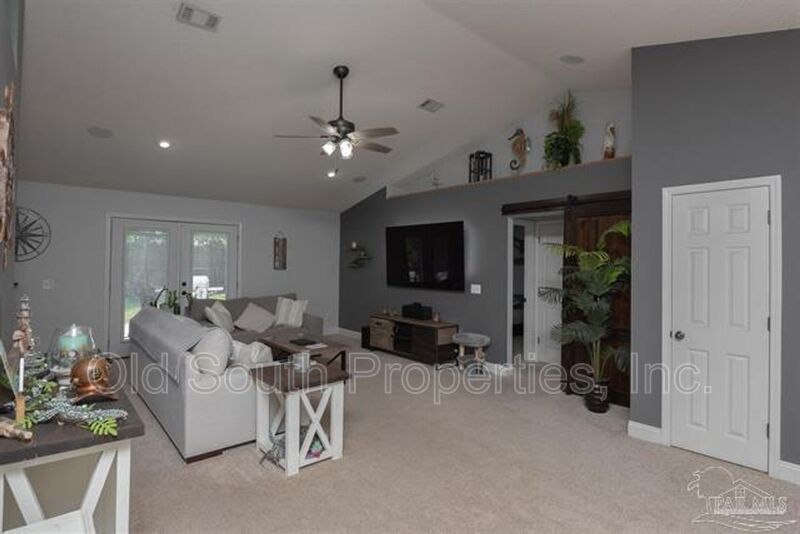 Convient Location to top rated elementry school property image