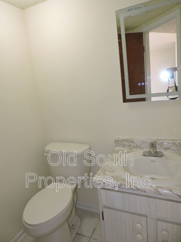 Convenient westside location! property image