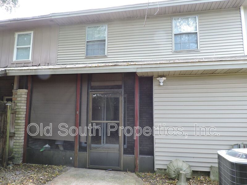Convenient westside location! property image