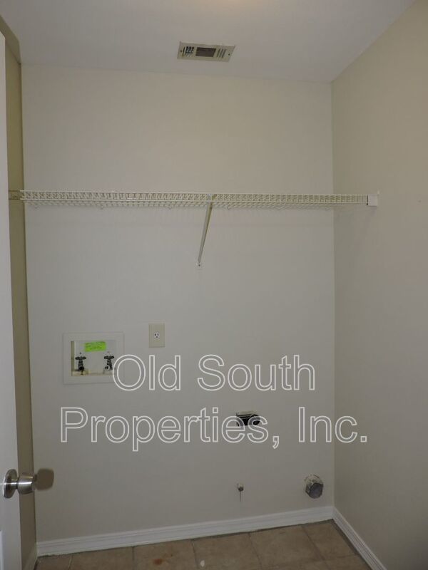 Convenient to NAS & Corry! property image