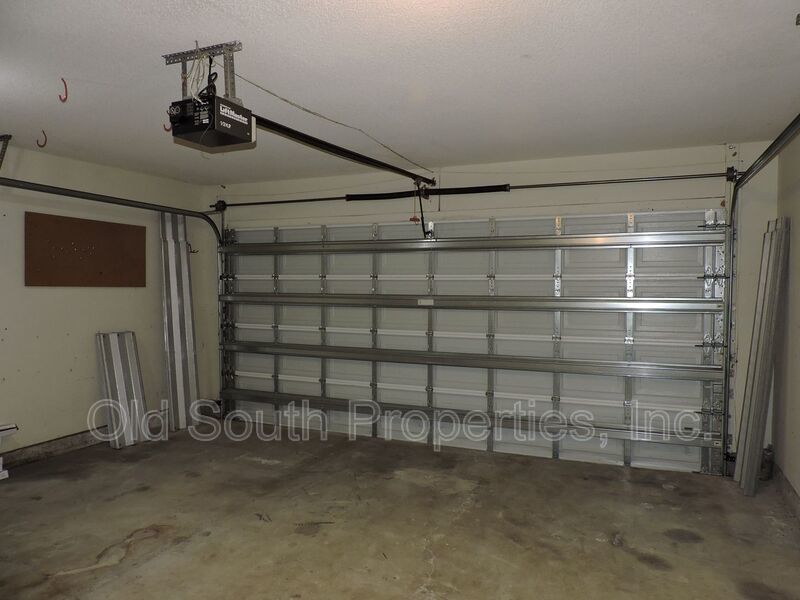 Convenient to NAS & Corry! property image