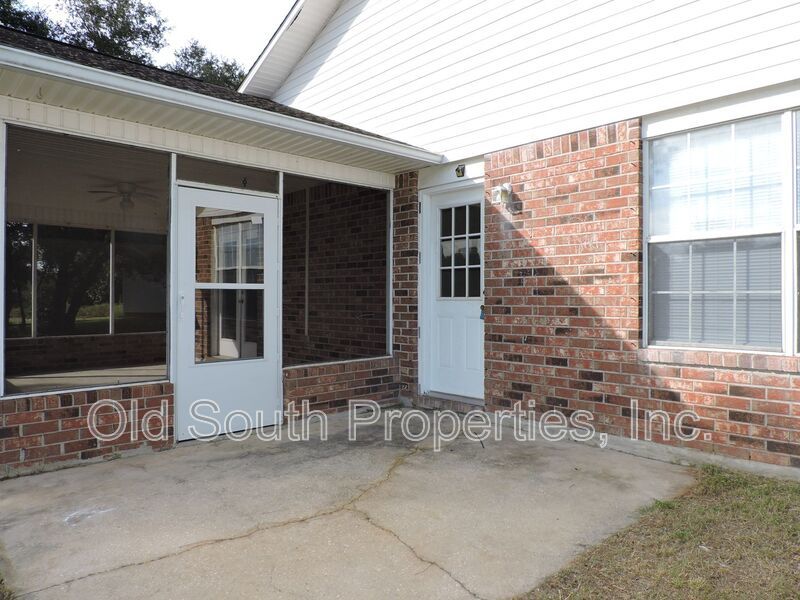 Convenient to NAS & Corry! property image