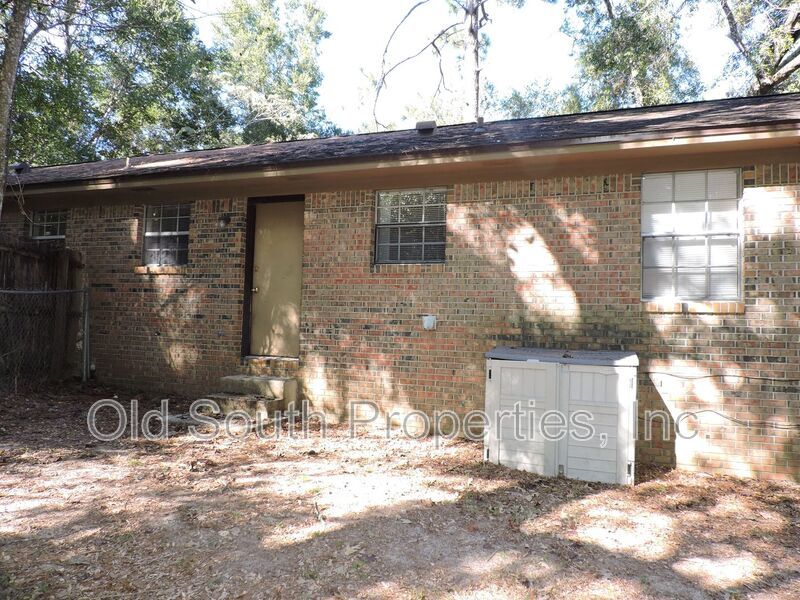 Convenient Northeast location! property image