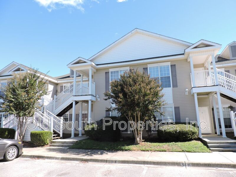 Easy access to interstate, shopping & hospitals! property image