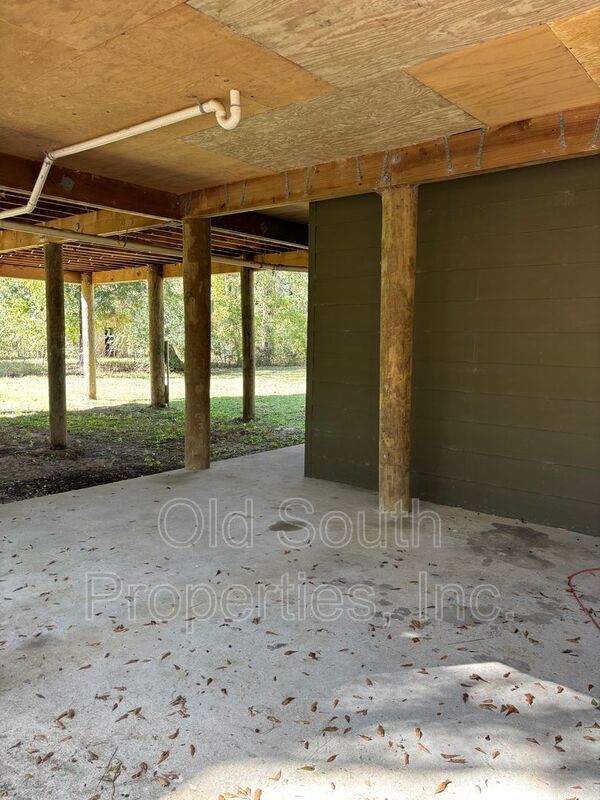 1002 Daffin Rd property image