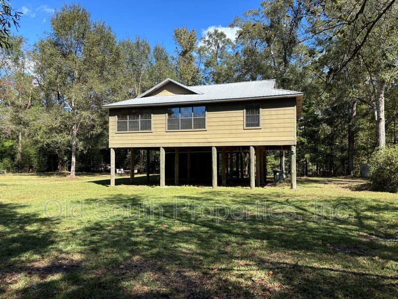 1002 Daffin Rd property image