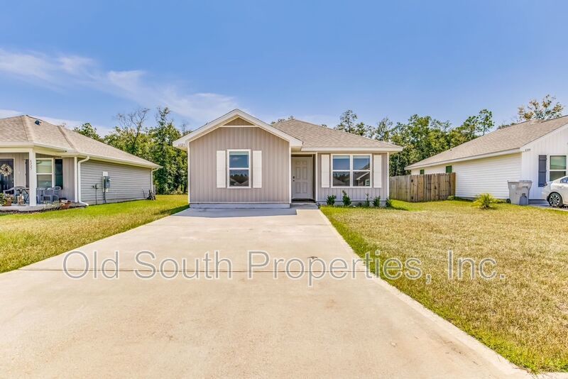 Convient location! property image